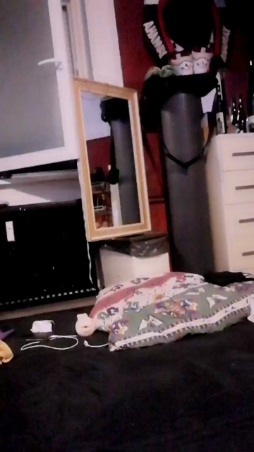 jeans_boy  06-07-2021 Recorded Video Webcam
